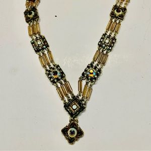 Ayala bar “v” necklace unique unusual, aurora borealis (I)